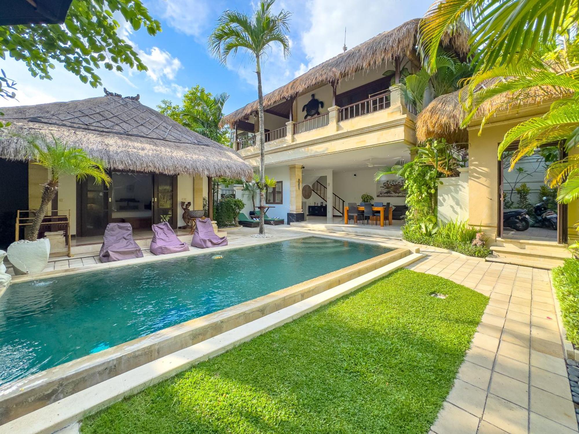 Krisna Managed By Bugis Seminyak (Bali)